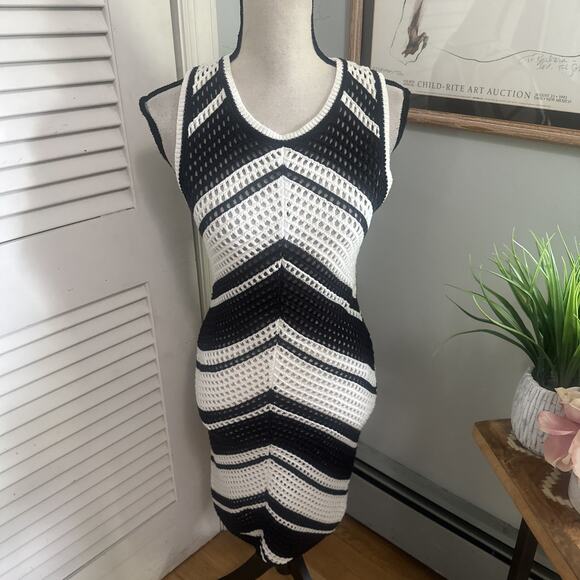 WILLOW WIND Sweater Dress Womens Medium Black White Open Knit Sheath Coquette - Picture 1 of 11